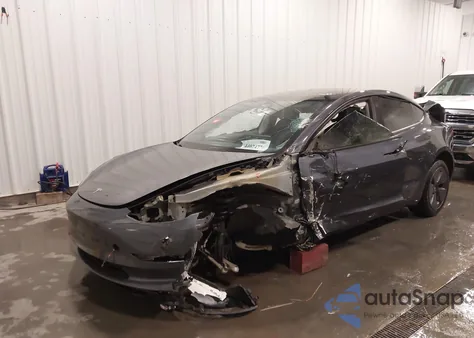 2023 Tesla Model 3 Long Range Dual Motor All-Wheel Drive z USA, uszkodzony, nr VIN 5YJ3E1EB2PF416352
